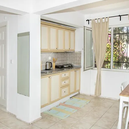 公寓 1 Bedroom Central House In - 2 *