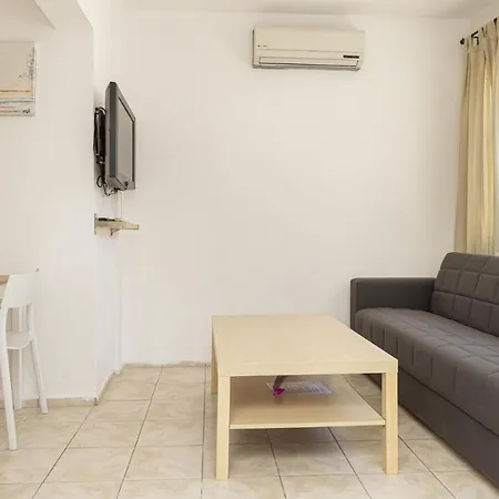 1 Bedroom Central House In - 2 * 博德鲁姆